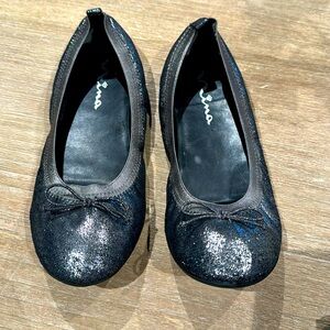 Nina black/silver metallic flats
